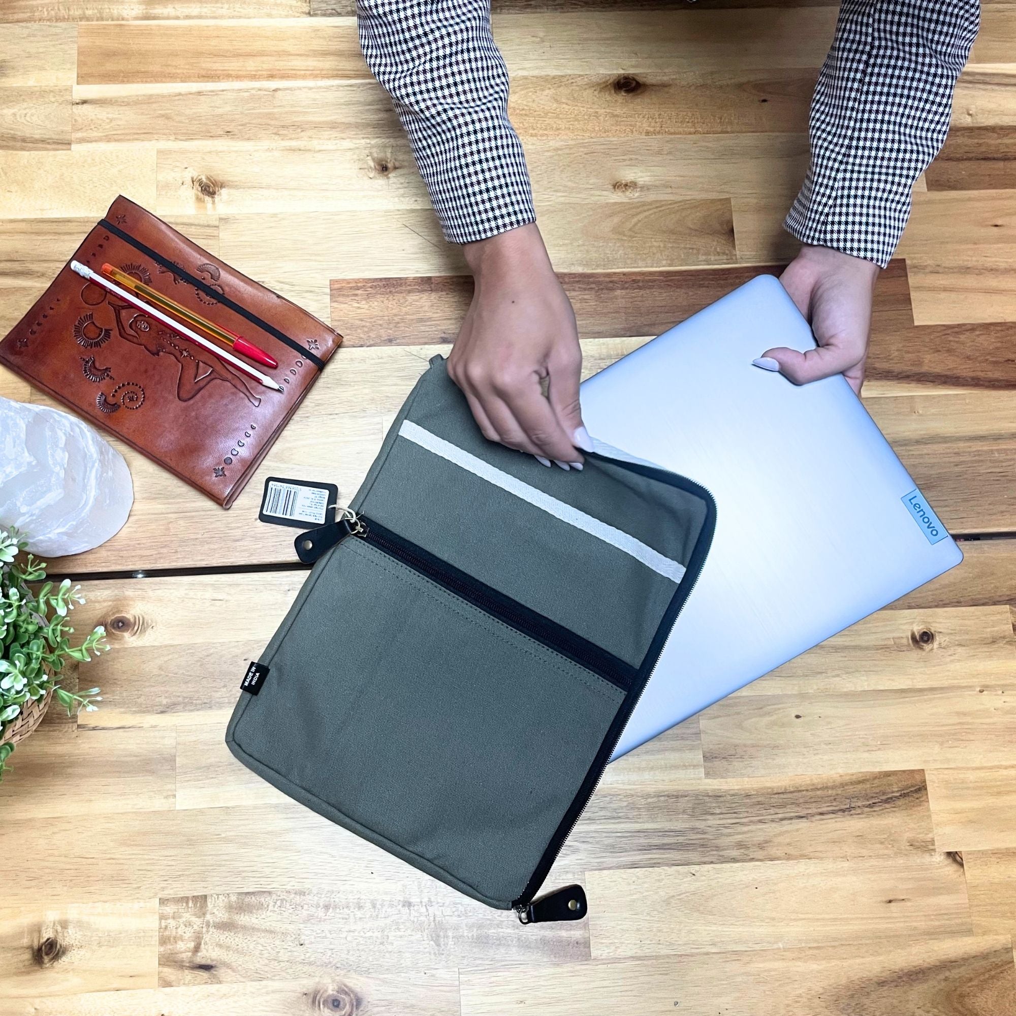 Canvas Travel Laptop Pouch - Olive